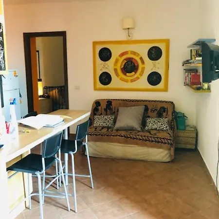 Casa 4 Novembre *